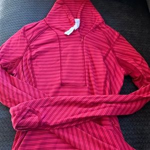 Lululemon top